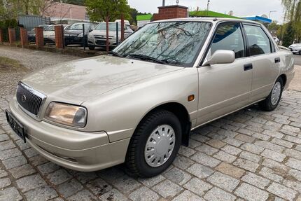 Daihatsu Applause Gebrauchtwagen