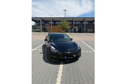 Tesla Model 3 Gebrauchtwagen
