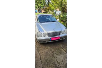 Mercedes-Benz 200 Gebrauchtwagen
