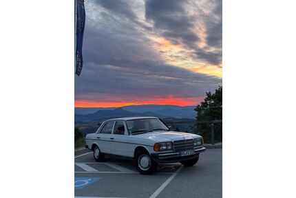 Mercedes-Benz E 200 Gebrauchtwagen