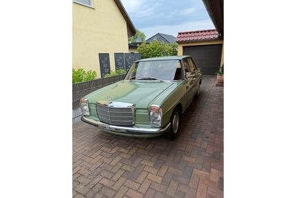 Mercedes-Benz 230 Gebrauchtwagen