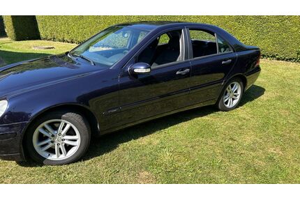 Mercedes-Benz C 180 Gebrauchtwagen