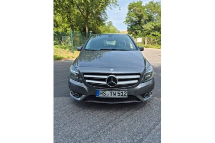 Mercedes-Benz B 180 Gebrauchtwagen
