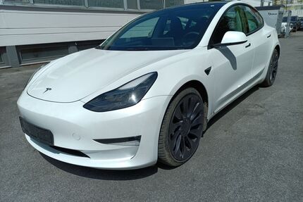 Tesla Model 3 Gebrauchtwagen