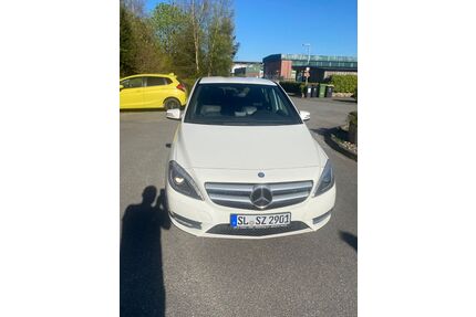 Mercedes-Benz B 180 Gebrauchtwagen
