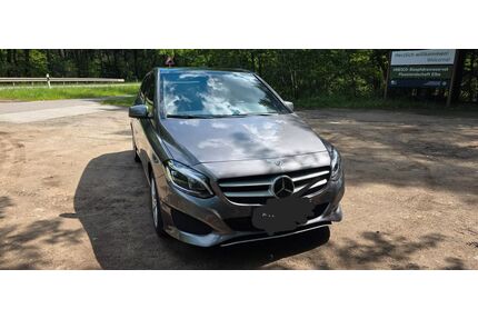 Mercedes-Benz B 220 Gebrauchtwagen