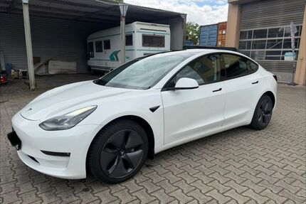 Tesla Model 3 Gebrauchtwagen
