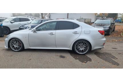 Lexus IS 220 Gebrauchtwagen
