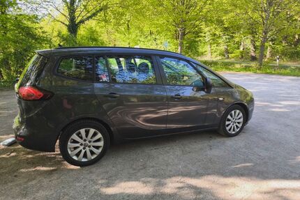 Opel Zafira Tourer Gebrauchtwagen