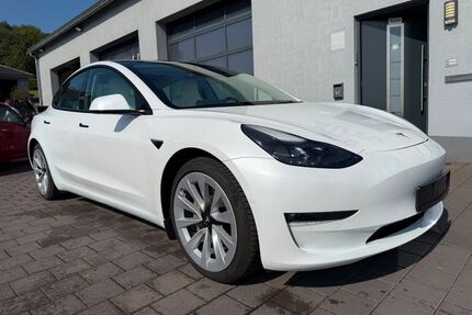 Tesla Model 3 Gebrauchtwagen