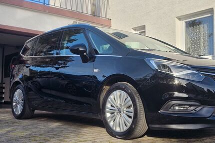 Opel Zafira Tourer Gebrauchtwagen