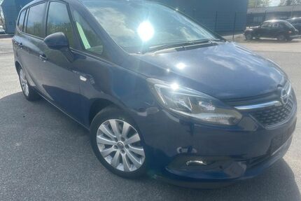 Opel Zafira Tourer Gebrauchtwagen