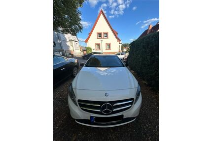Mercedes-Benz A 180 Gebrauchtwagen