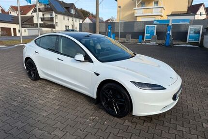 Tesla Model 3 Gebrauchtwagen