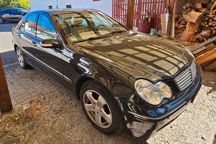 Mercedes-Benz 220 Gebrauchtwagen