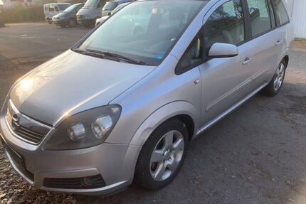 Opel Zafira Gebrauchtwagen