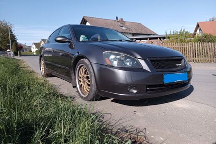 Audi Altima 