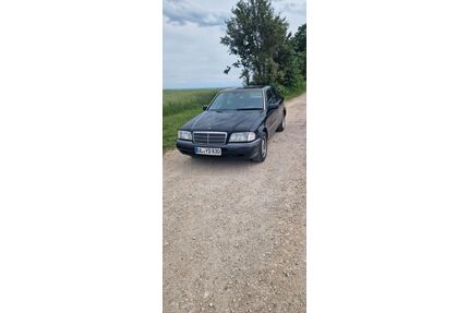 Mercedes-Benz C 180 Gebrauchtwagen