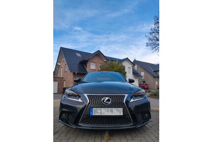 Lexus IS 300 Gebrauchtwagen