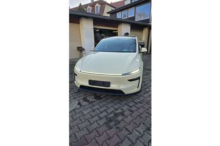 Tesla Model Y Gebrauchtwagen