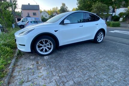 Tesla Model Y Gebrauchtwagen
