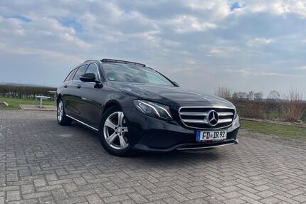 Mercedes-Benz 220 Gebrauchtwagen