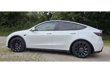 Tesla Model Y Gebrauchtwagen