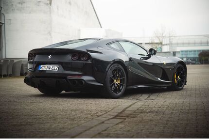 Ferrari 812 Gebrauchtwagen
