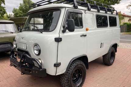 UAZ Buchanka 