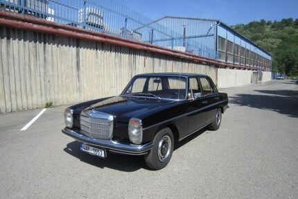 Mercedes-Benz 220 Gebrauchtwagen