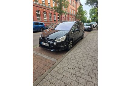 Ford S-Max Gebrauchtwagen