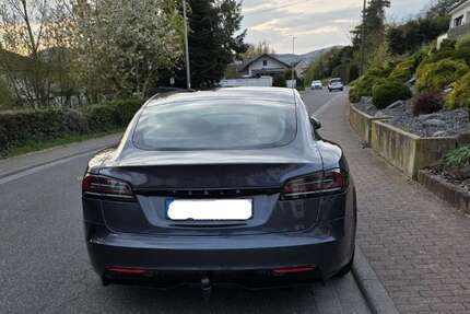 Tesla Model S Gebrauchtwagen