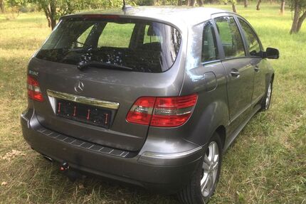 Mercedes-Benz B 180 Gebrauchtwagen