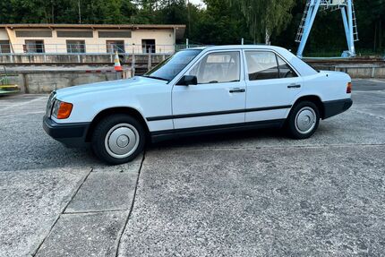 Mercedes-Benz 200 Gebrauchtwagen