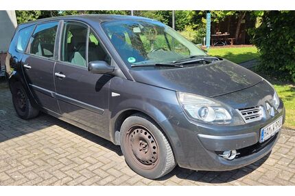 Renault Grand Scenic Gebrauchtwagen