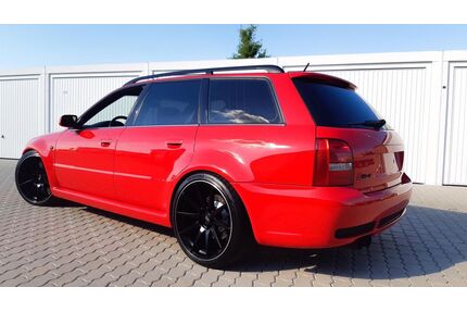 Audi RS4 