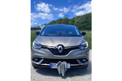 Renault Grand Scenic Gebrauchtwagen