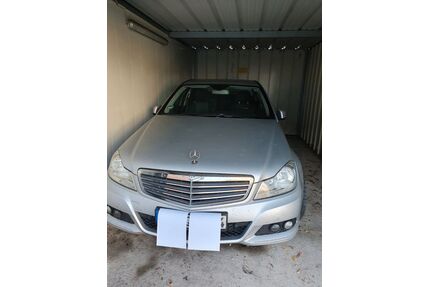 Mercedes-Benz 220 Gebrauchtwagen