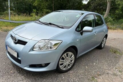 VW Auris 