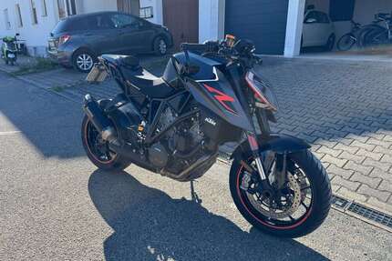 KTM 1290 Super Duke R Gebrauchtwagen