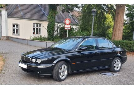 Jaguar X-Type Gebrauchtwagen