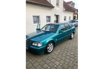 Mercedes-Benz C 180 Gebrauchtwagen