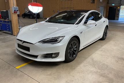 Tesla Model S Gebrauchtwagen