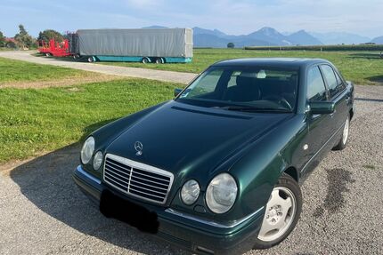 Mercedes-Benz E 240 Gebrauchtwagen