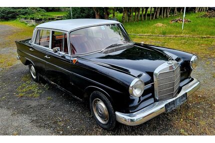 Mercedes-Benz 200 Gebrauchtwagen