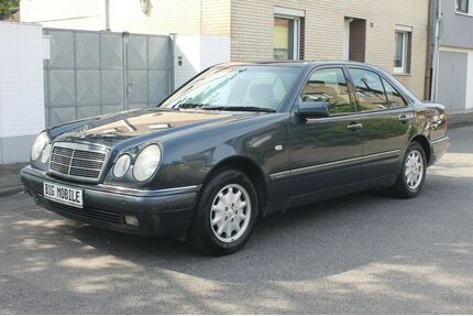 Mercedes-Benz E 240 Gebrauchtwagen