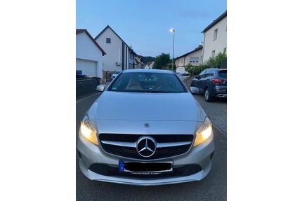 Mercedes-Benz A 180 Gebrauchtwagen