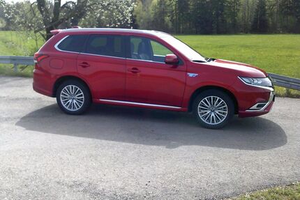 Mitsubishi Plug-in Hybrid Outlander Gebrauchtwagen