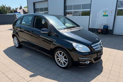 Mercedes-Benz B 180 Gebrauchtwagen