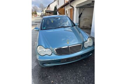 Mercedes-Benz 230 Gebrauchtwagen